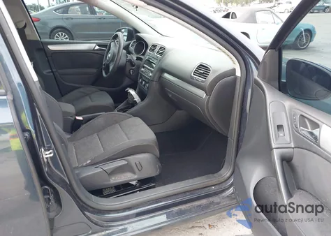 2013 Volkswagen Golf 2.5L 4-Door из США, поврежденный, VIN WVWDB7AJ4DW131026